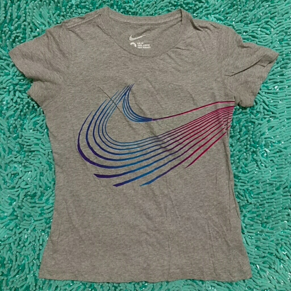 Nike tee